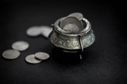 如何分析黃金與白銀的市場關系？這種關系對投資組合有何影響？