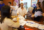 如何推動居民去杠桿的實施進程？這種實施過程中可能遇到哪些問題？