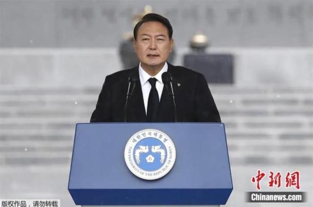 2025年度前瞻：國際局勢波譎云詭，將進入再平衡階段？