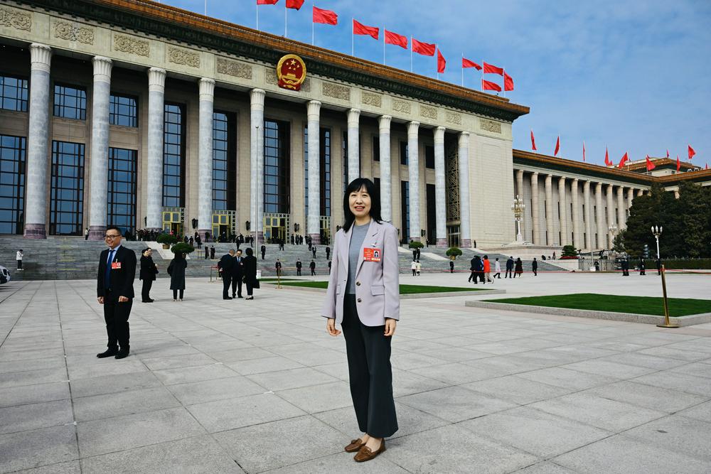 聚焦兩會｜全國人大代表周燕芳：建議為長期護理保險建立獨立籌資渠道，探索設立個人長期護理賬戶