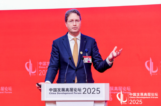奔馳、寶馬全球董事長同框亮相這個重磅會議，繼續發力中國市場成共識