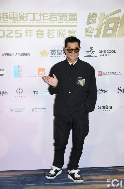 古天樂稱自砍片酬也沒人投資，有人8年都沒漲工資！港片沒人看了？網(wǎng)友熱議